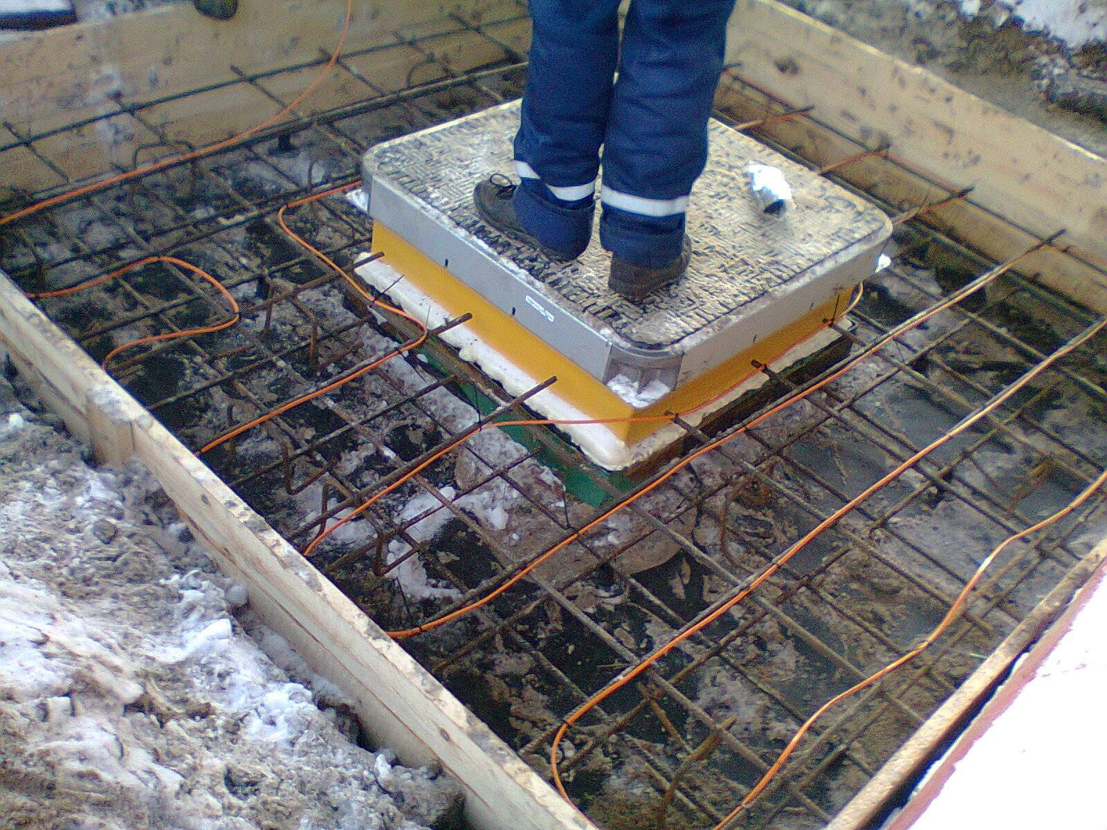 Как прогреть бетон в зимнее время?
