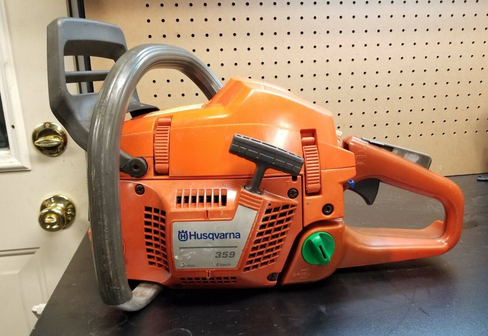 Husqvarna 136 14" inch gas chainsaw