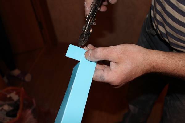 Как разрезать пластиковую панель в домашних условиях