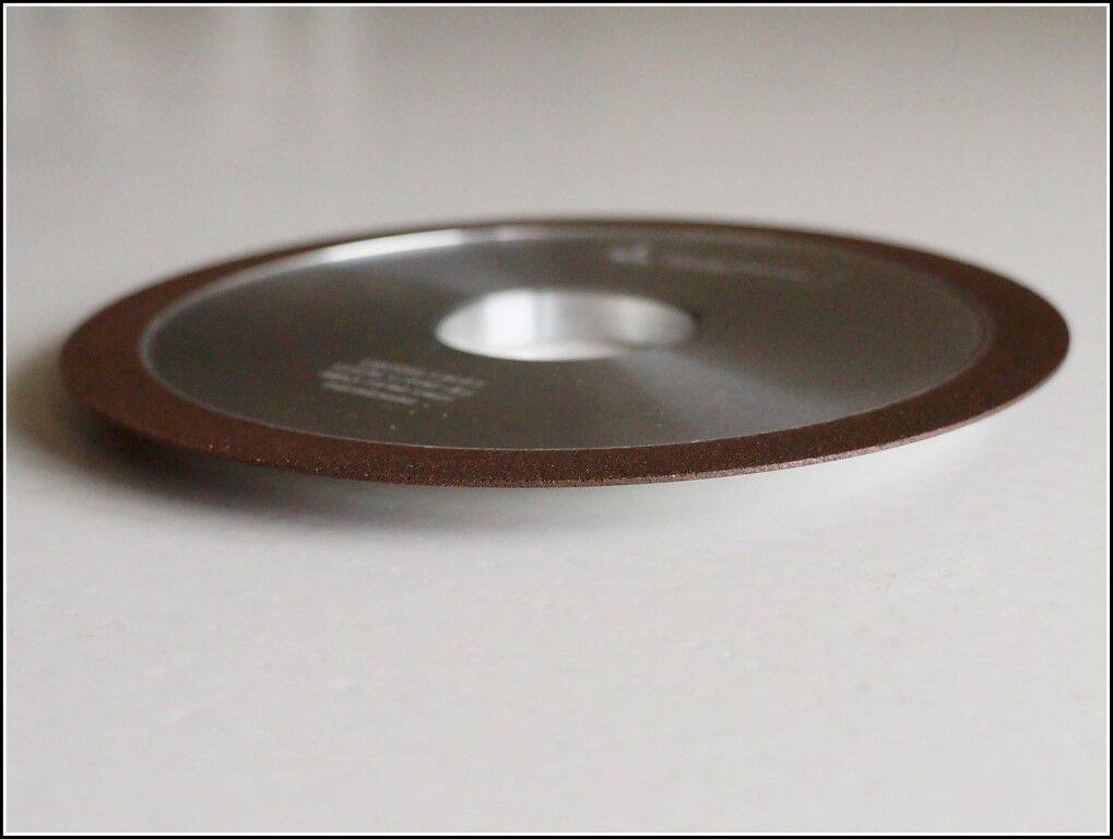 Алмазные пилы заточка. Алмазный круг для заточки дисковых пил с твердосплавными напайками. Алмазный заточной диск 12r4. Диск заточной 125x10x32x8x1.5 rvd320104. Алмазный торцевой диск 250 мм для заточки.