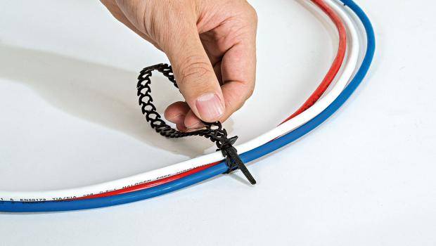 Универсальные и многофункциональные кабельные стяжки fischer