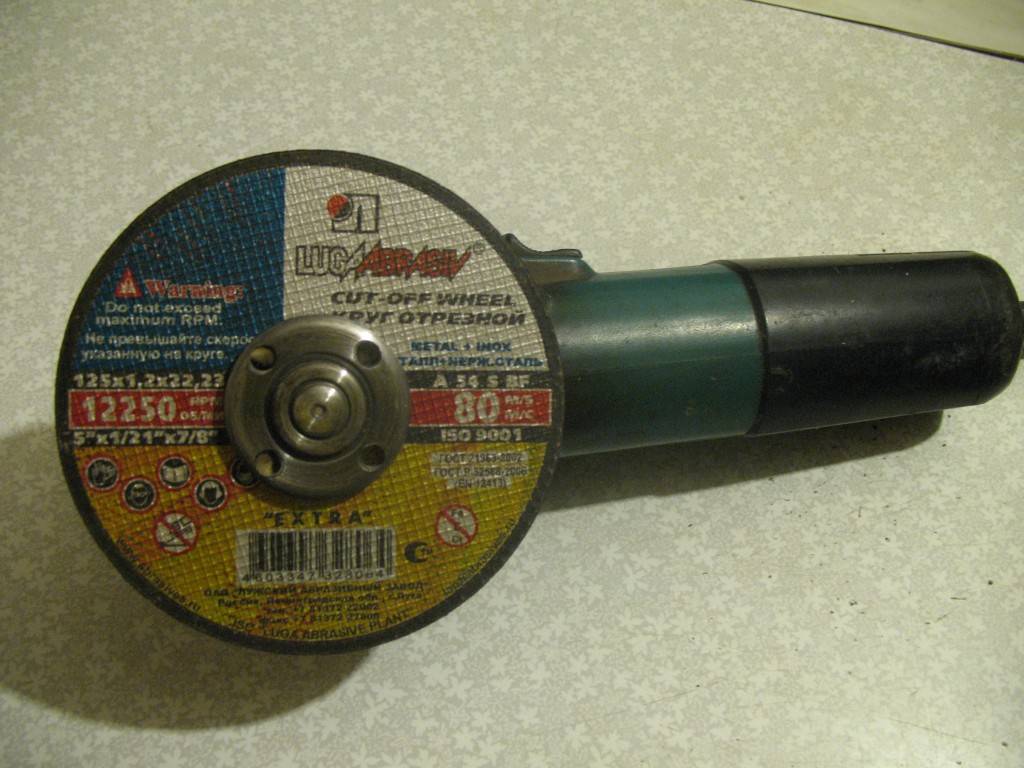 сиз для болгарки. без защитного кожуха. ушм без защитного кожуха. циркулярка из ушм 125 крепление. болгарка без защитного кожуха.