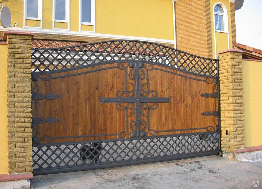 Дизайн калиток и ворот дома (50 фото): красивые и практичные варианты. красивый дизайн ворот и калиток для частного дома, фото варианты входных калиток