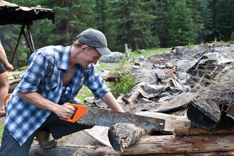 Русский стиль выживания: заготовка дров без пилы и топора