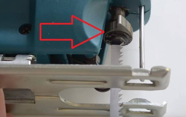 Обзор популярных неисправностей электролобзика и их ремонт, а также почему лобзик пилит криво и как это исправить