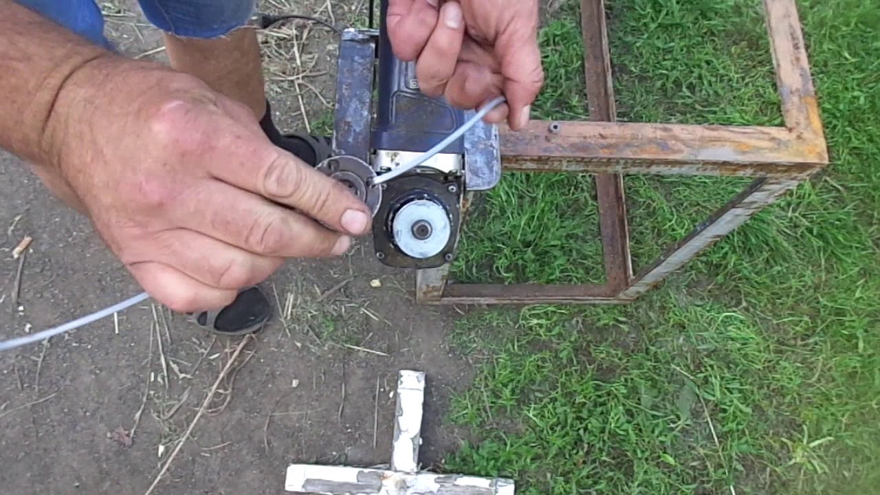 Как сделать триммер своими руками из болгарки, пылесоса, дрели, бензопилы