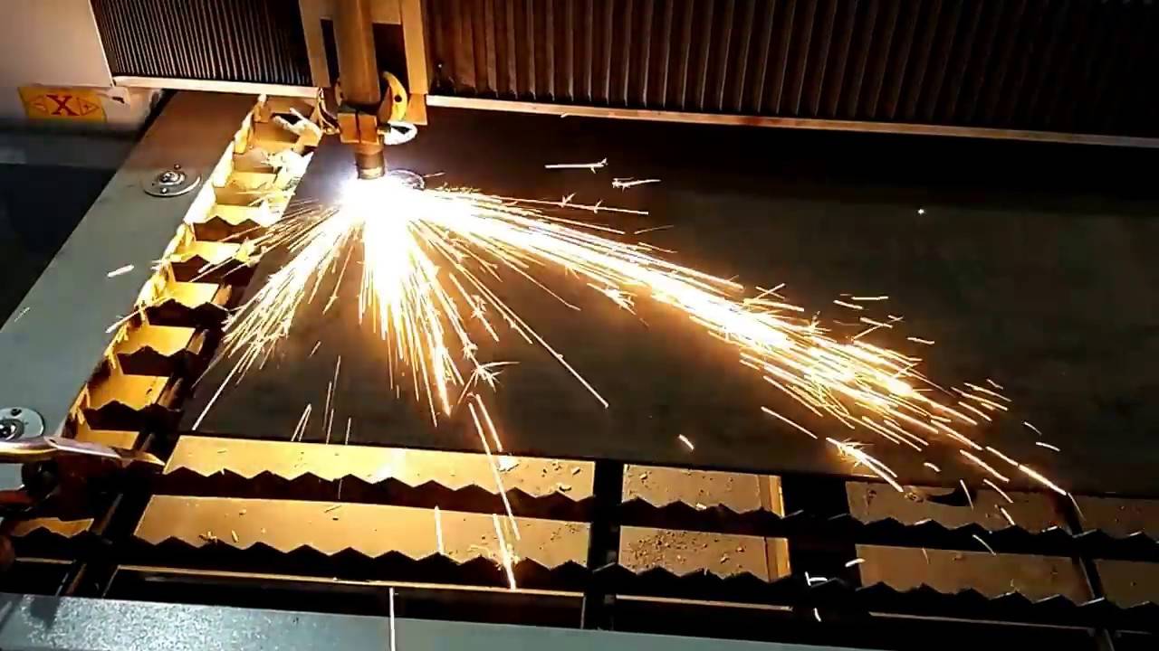 Плазморез: принцип работы, что им можно делать и как резать металл