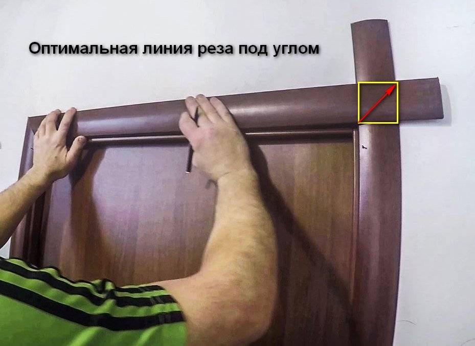 Как запилить потолочный плинтус - варианты срезания углов, фотографии и видео