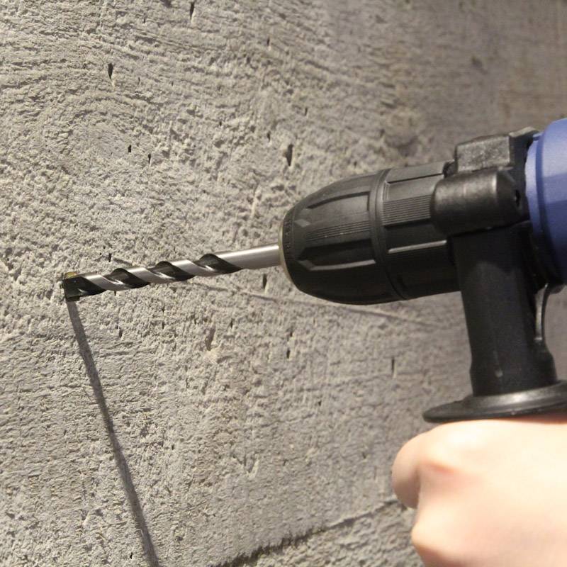 Советы специалистов: как просверлить бетонную стену обычной дрелью