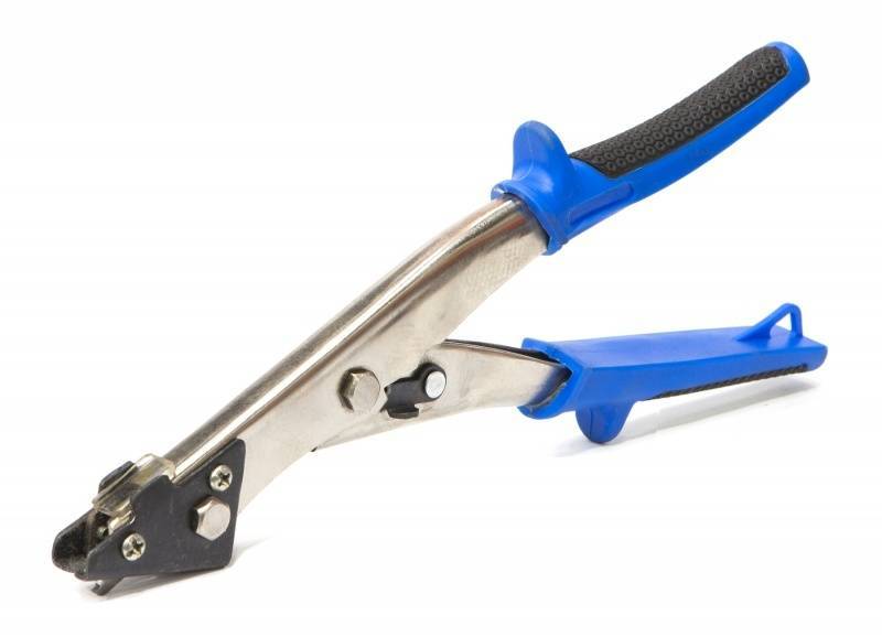 Чем резать металлочерепицу: ножницы, электроножницы или циркулярная пила? советы мастеров