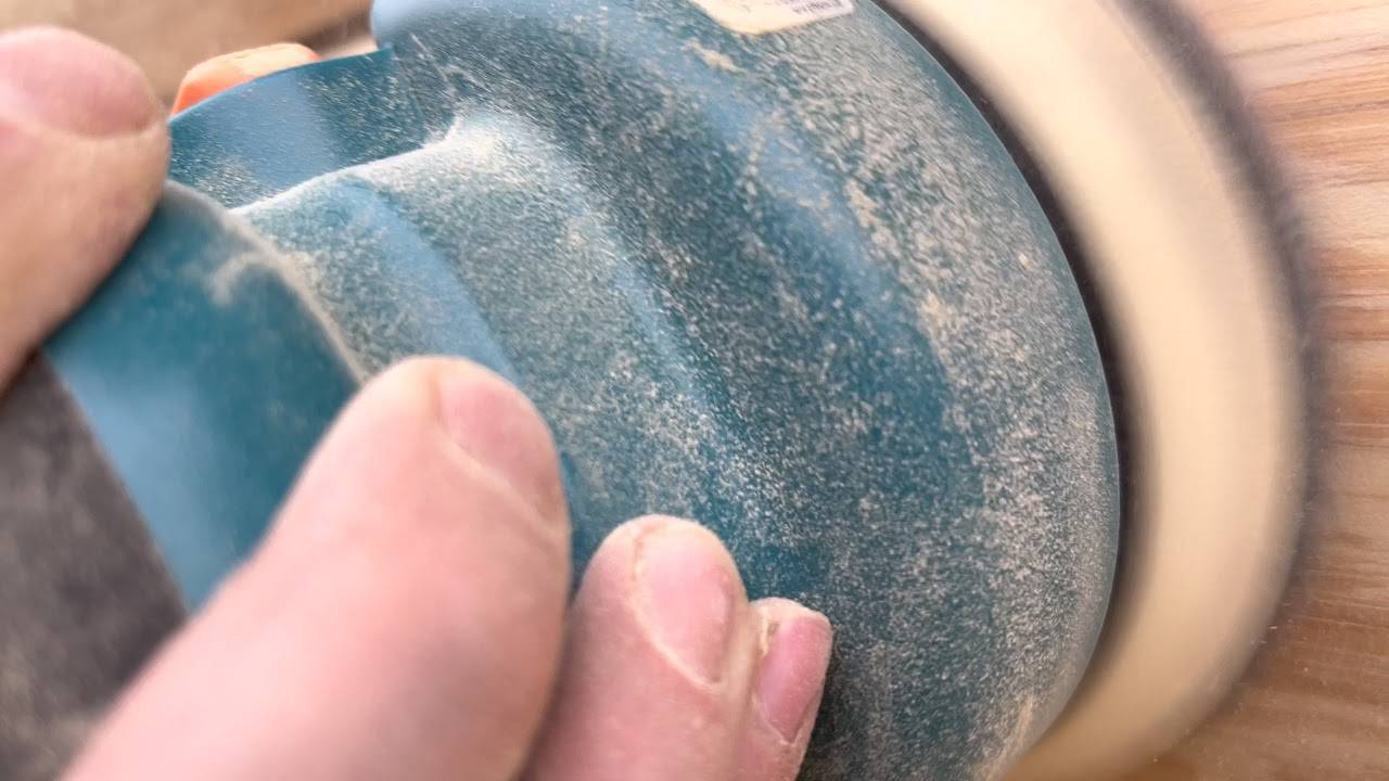 Как очистить стекло от сварки на машине