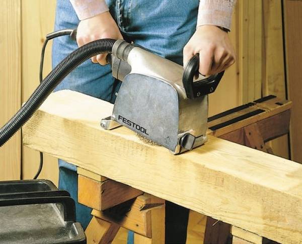 Что такое браширование и как это поможет от коррозии древесины