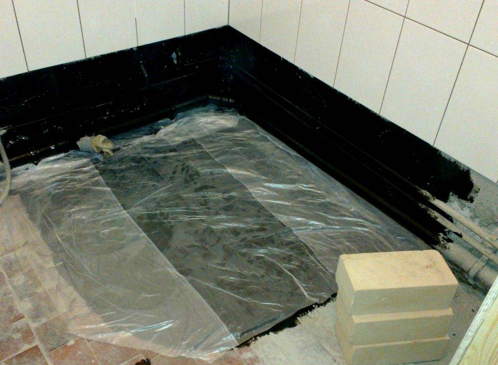 Гидроизоляция пола в ванной комнате под плитку своими руками+ видео